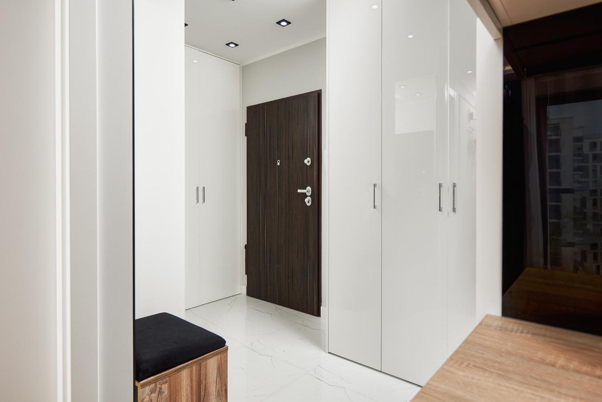 Lumina Apartment With Parking Near Muzeum Powstania Варшава Екстер'єр фото