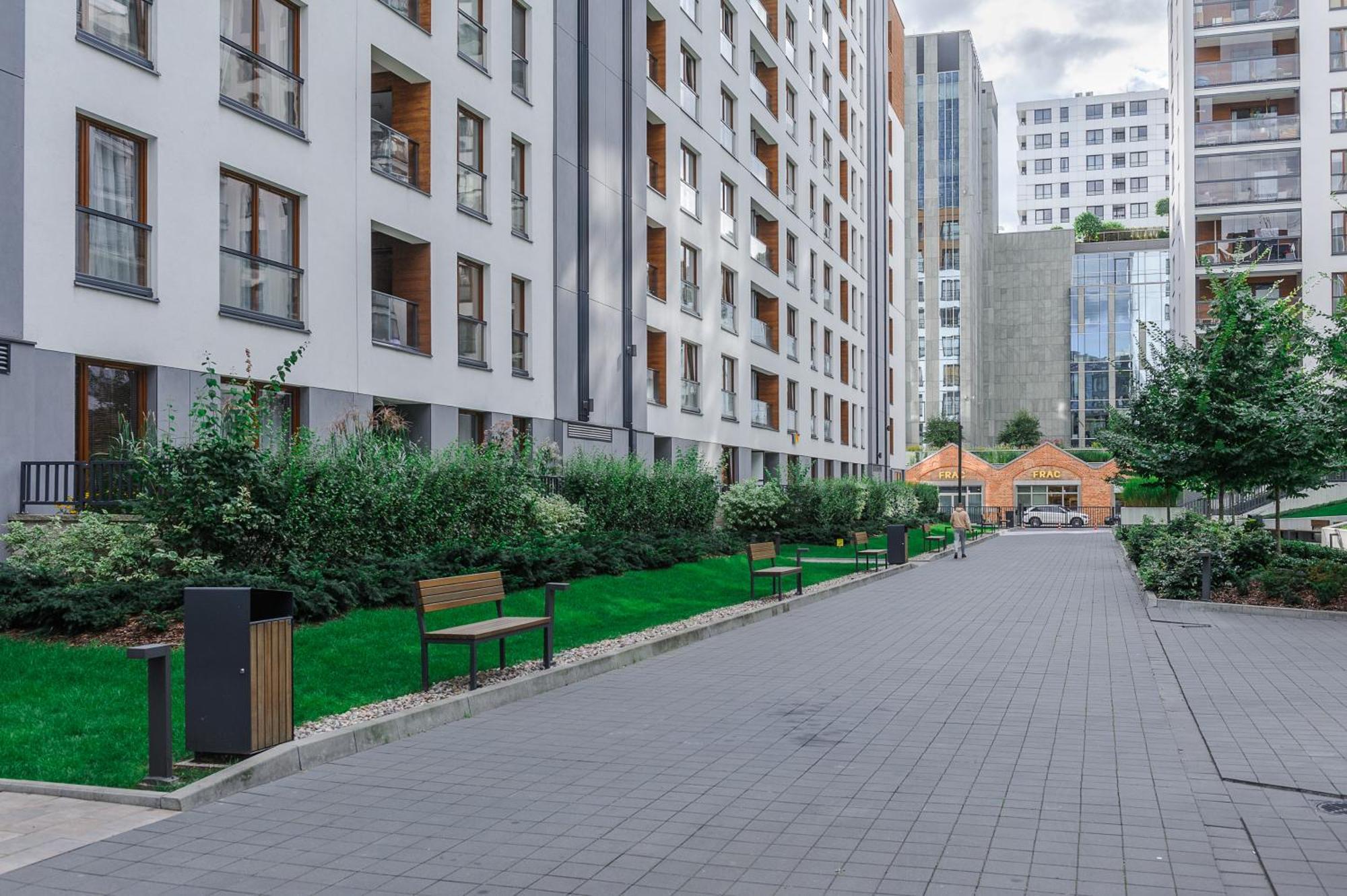 Lumina Apartment With Parking Near Muzeum Powstania Варшава Екстер'єр фото
